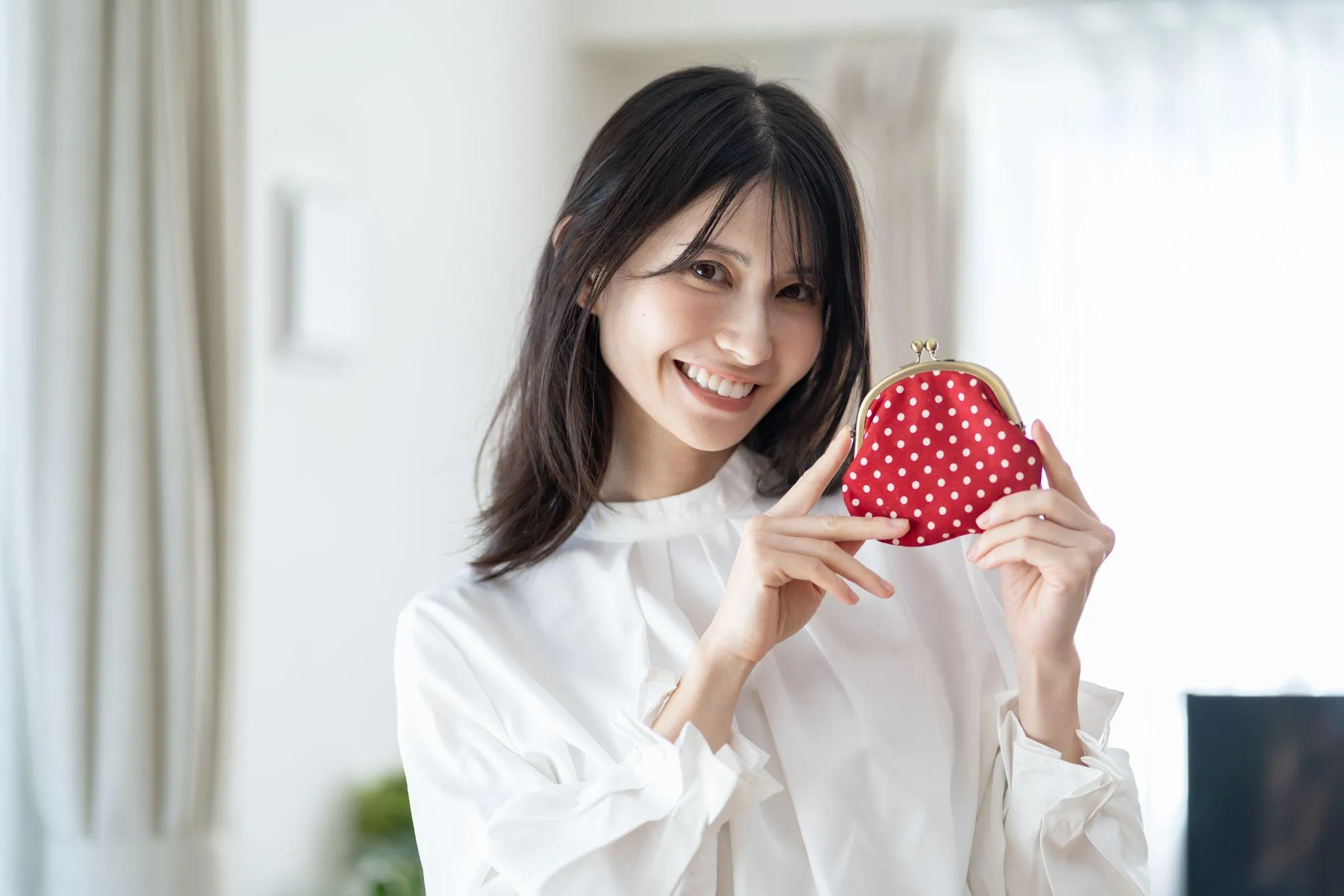 初めてのコンタクトレンズでかかる費用目安は？