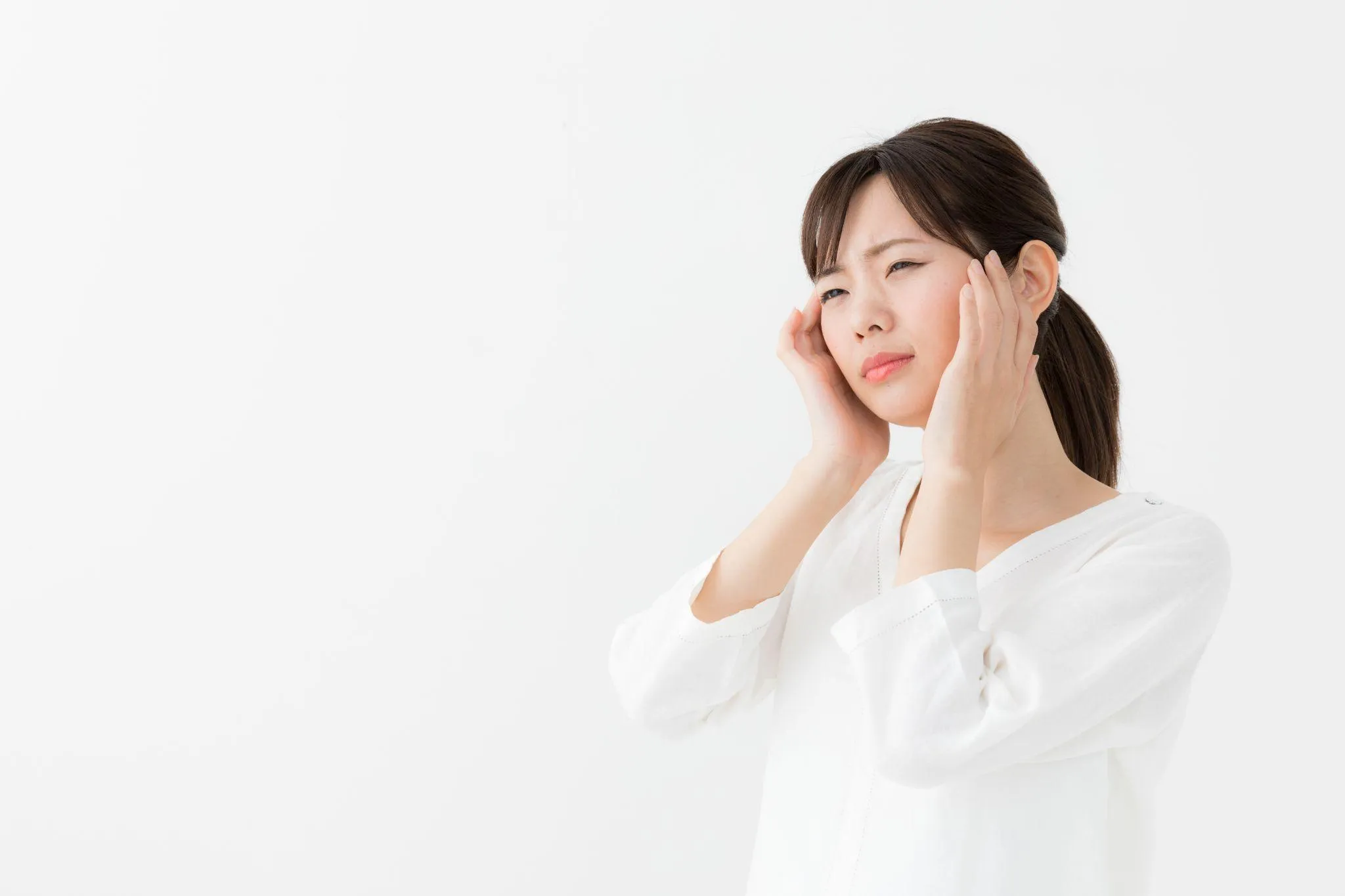 BCが合わないコンタクトレンズをつけると